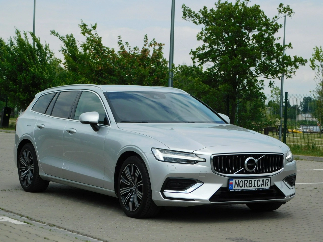 Volvo V60 - Zdjęcie 2