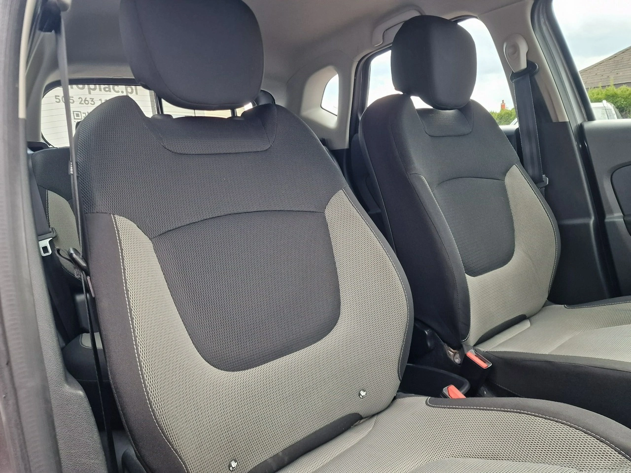 Renault Captur - Zdjęcie 18