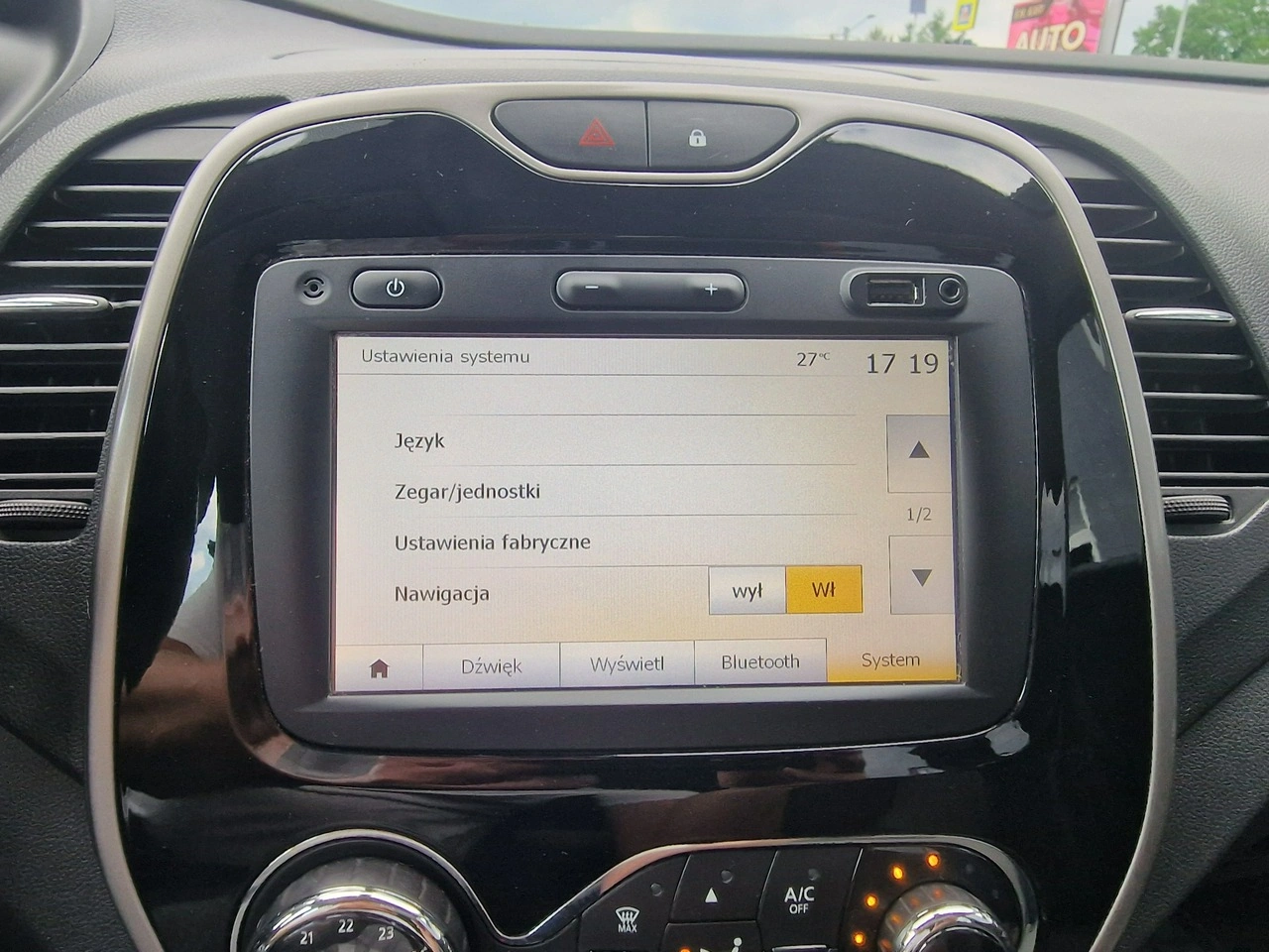 Renault Captur - Zdjęcie 22