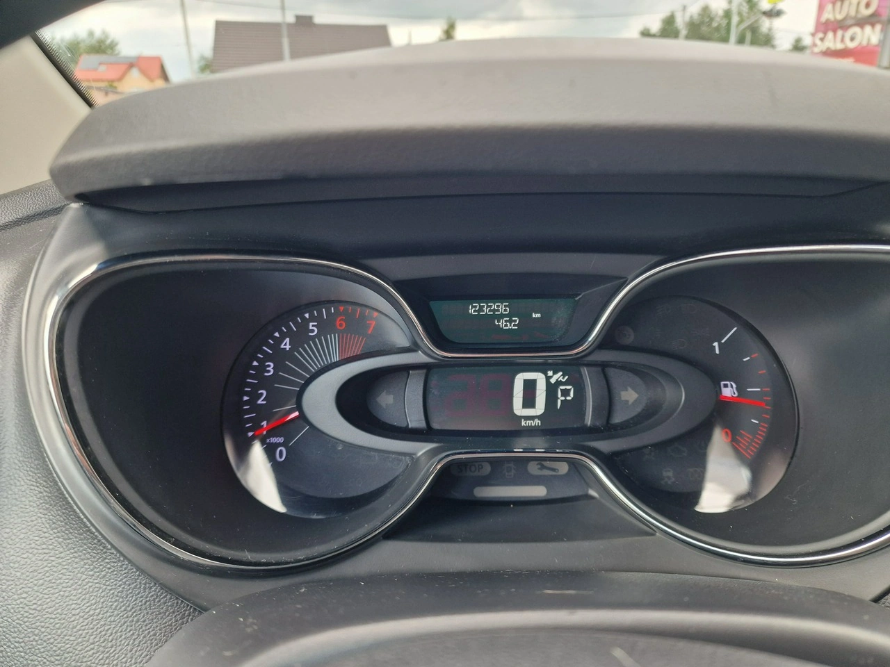 Renault Captur - Zdjęcie 27