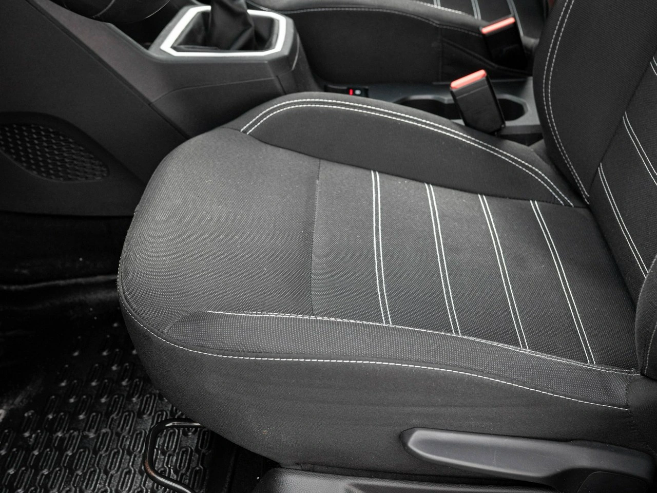 Dacia Sandero - Zdjęcie 9