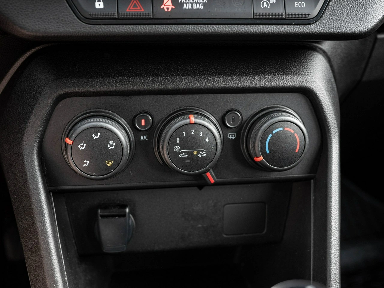 Dacia Sandero - Zdjęcie 15