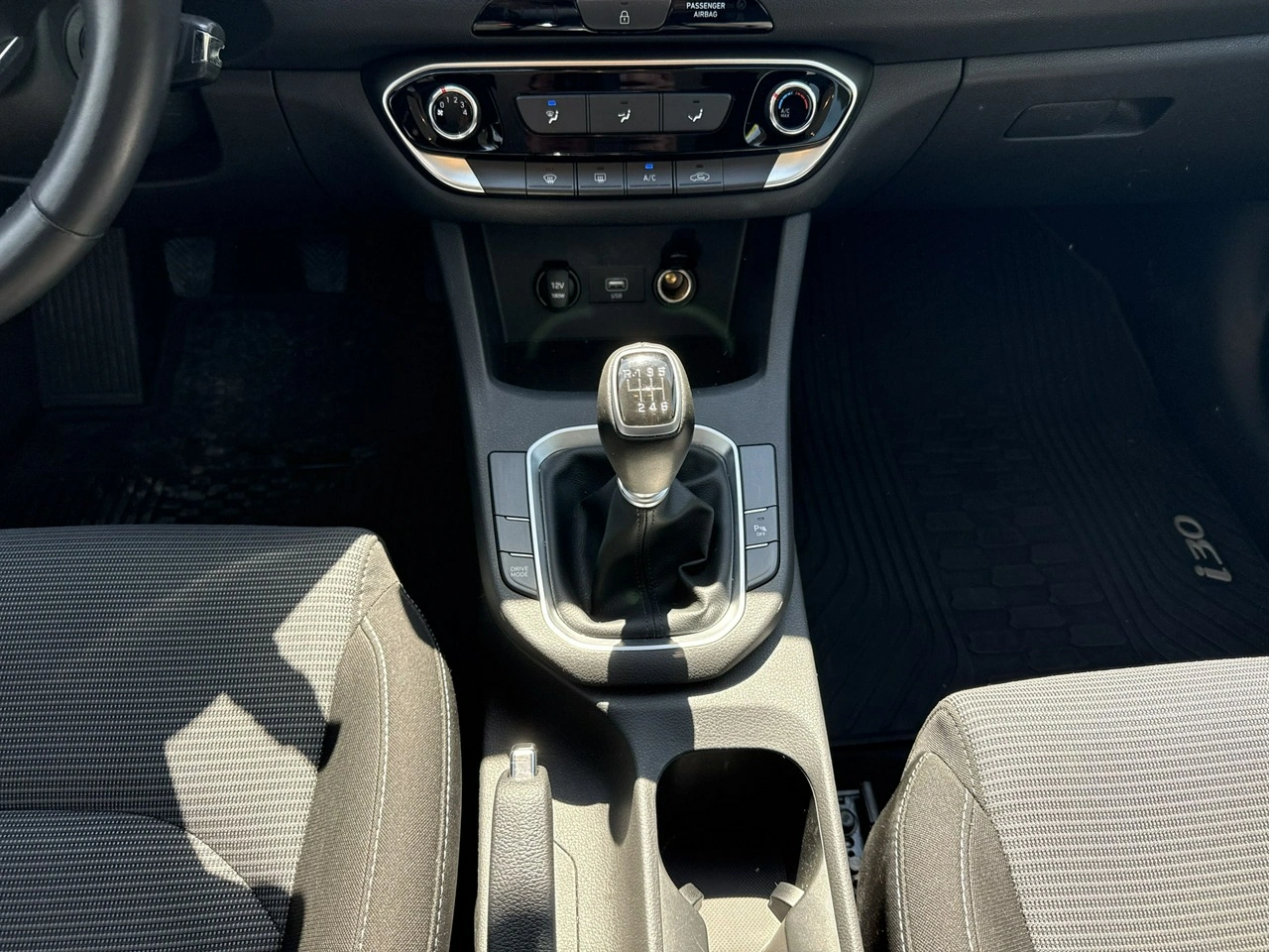 Hyundai i30 - Zdjęcie 23