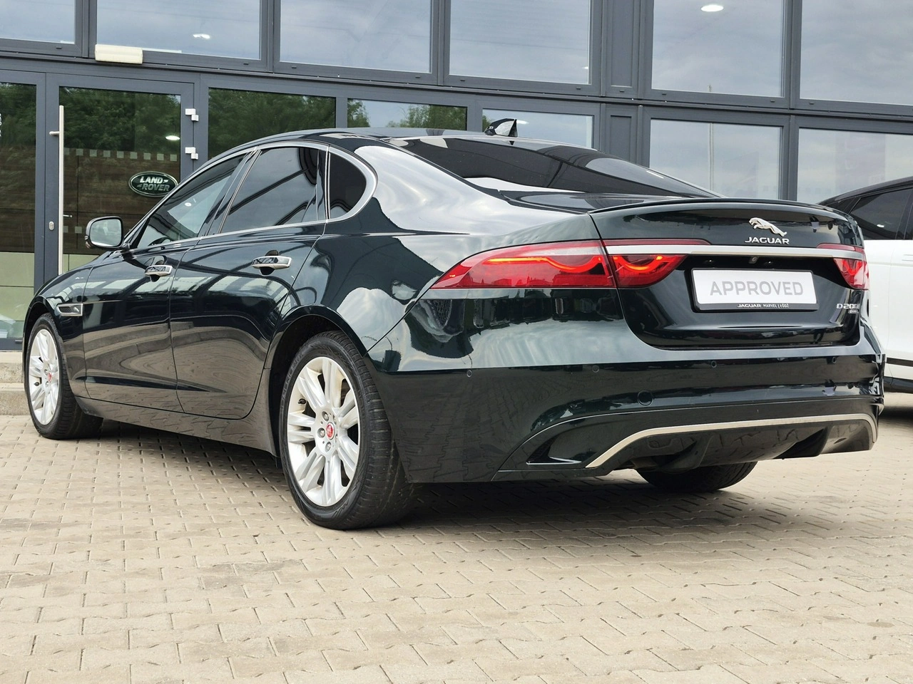 Jaguar XF - Zdjęcie 9