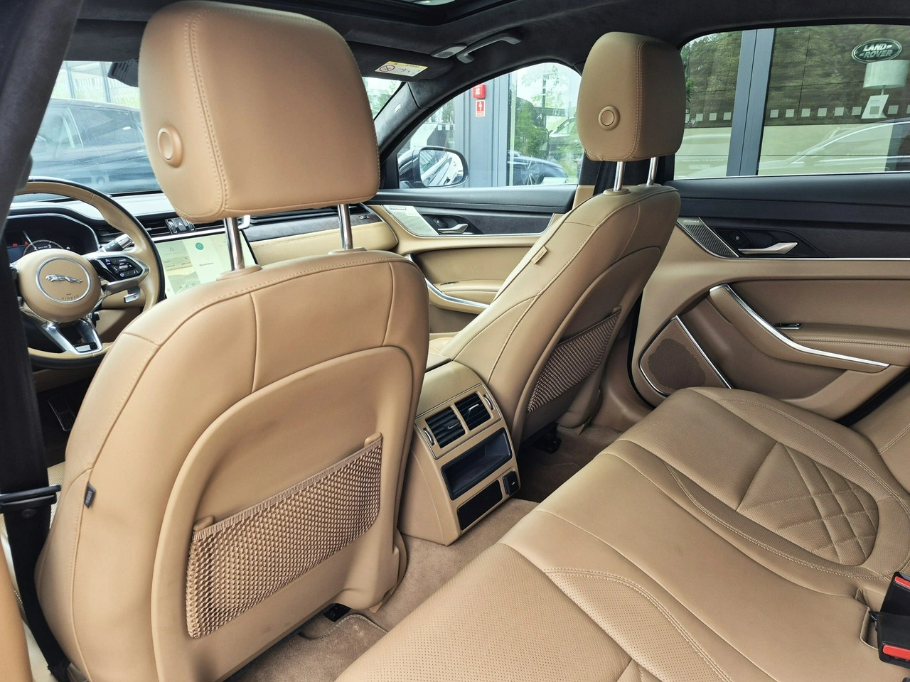 Jaguar XF - Zdjęcie 24
