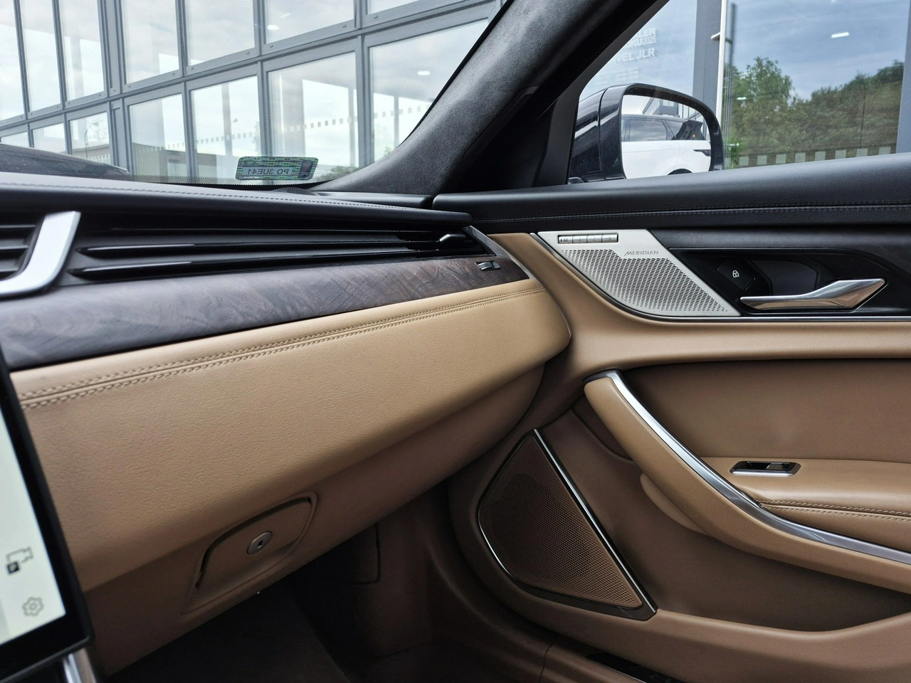 Jaguar XF - Zdjęcie 34