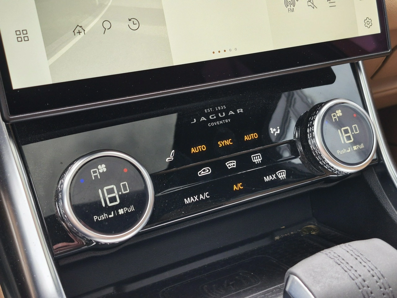 Jaguar XF - Zdjęcie 36