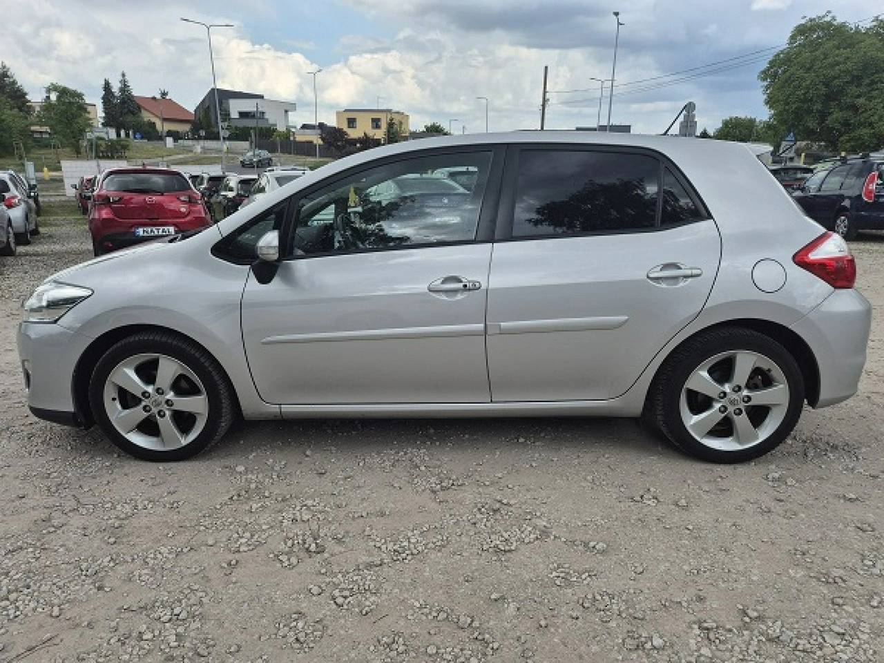 Toyota Auris - Zdjęcie 9