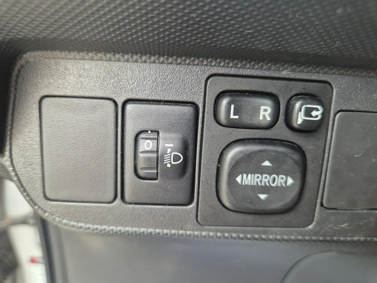Toyota Auris - Zdjęcie 16