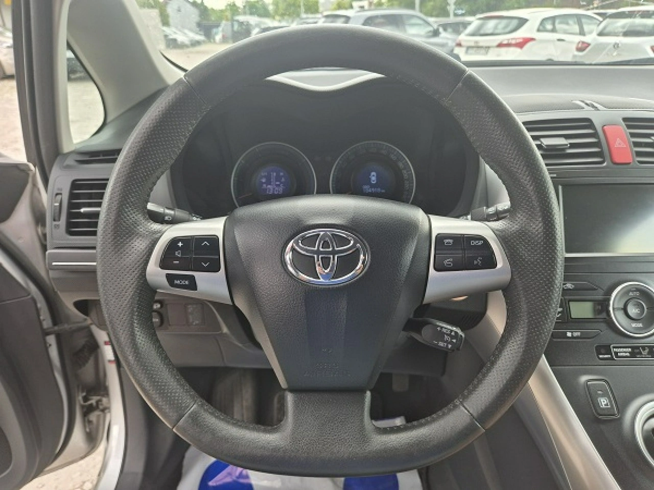 Toyota Auris - Zdjęcie 17