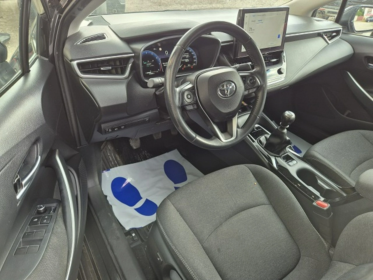 Toyota Corolla - Zdjęcie 12