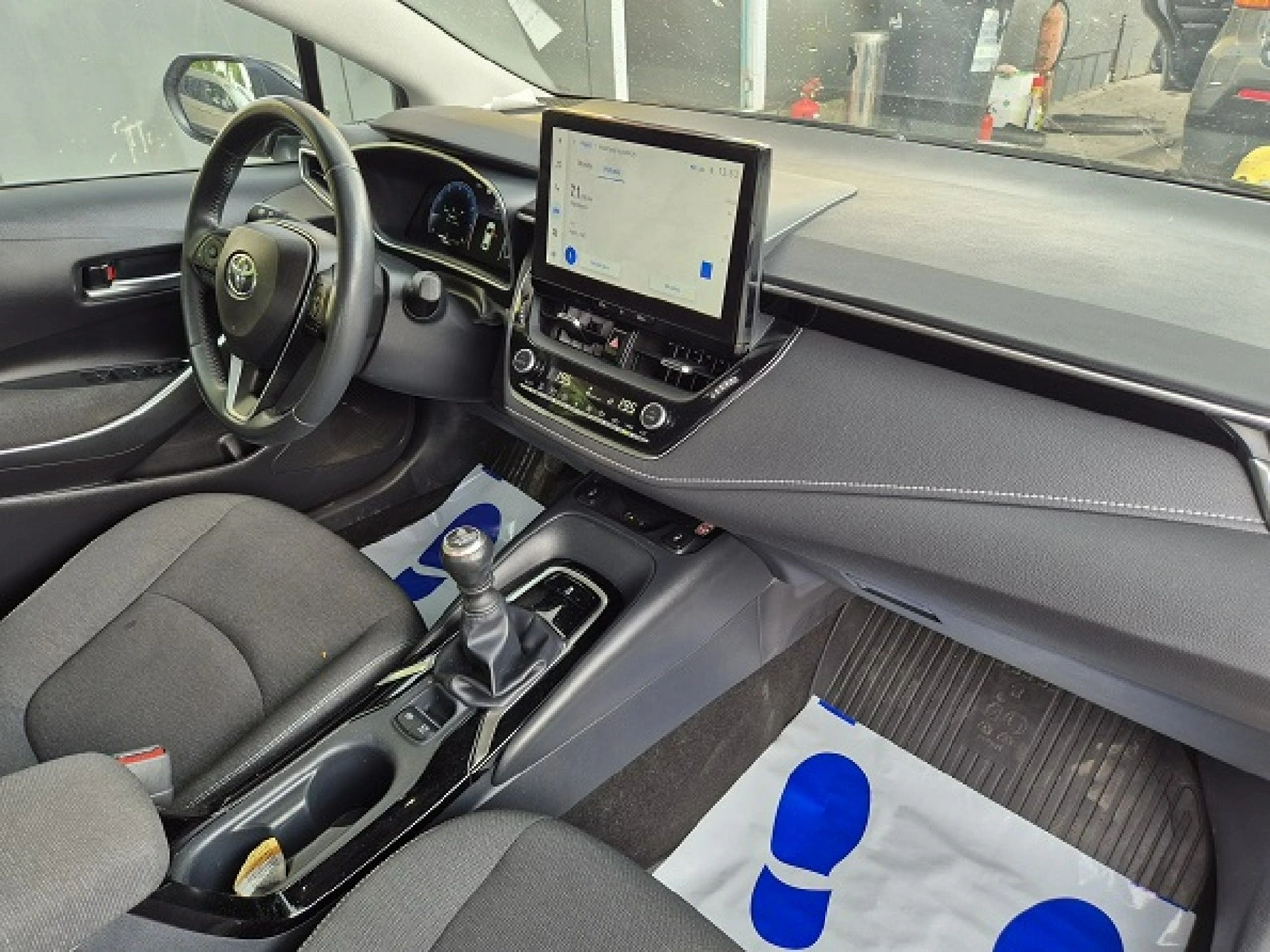 Toyota Corolla - Zdjęcie 13