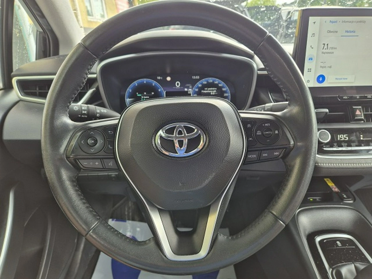 Toyota Corolla - Zdjęcie 17