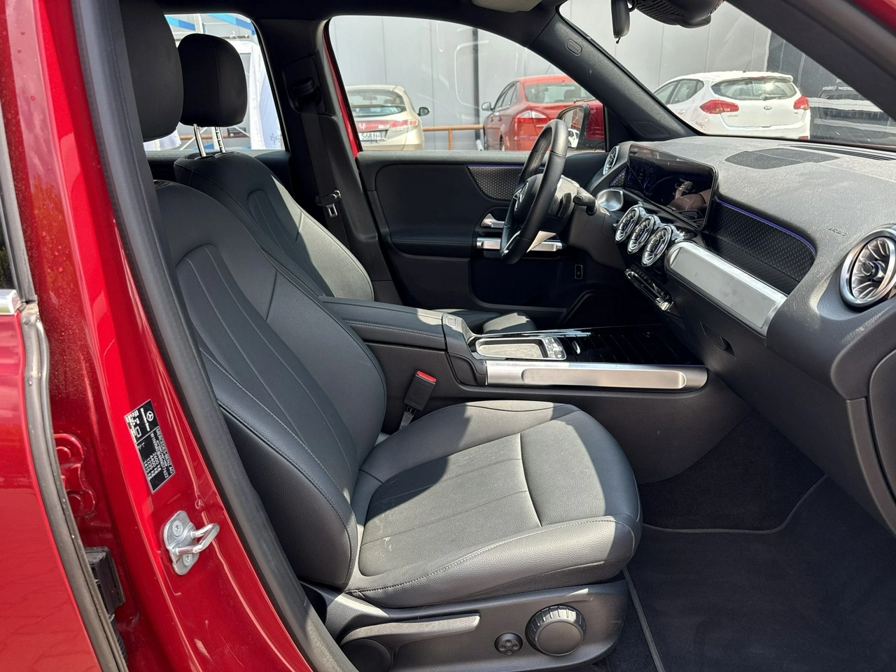 Mercedes EQB - Zdjęcie 20
