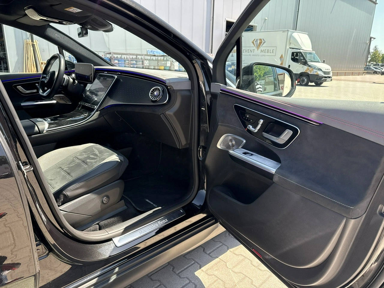 Mercedes EQE - Zdjęcie 18