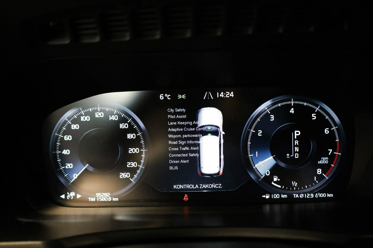 Volvo XC 90 - Zdjęcie 18