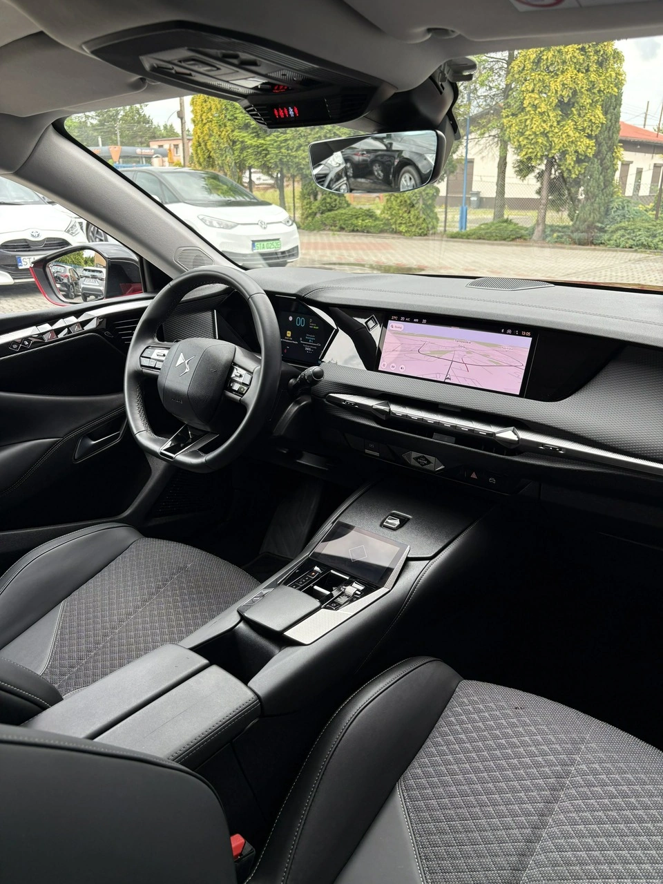 DS Automobiles DS 4 - Zdjęcie 13