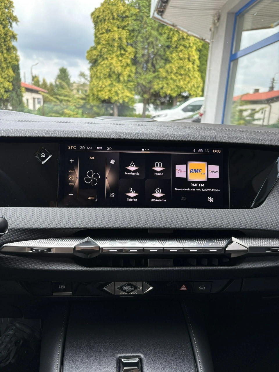 DS Automobiles DS 4 - Zdjęcie 28