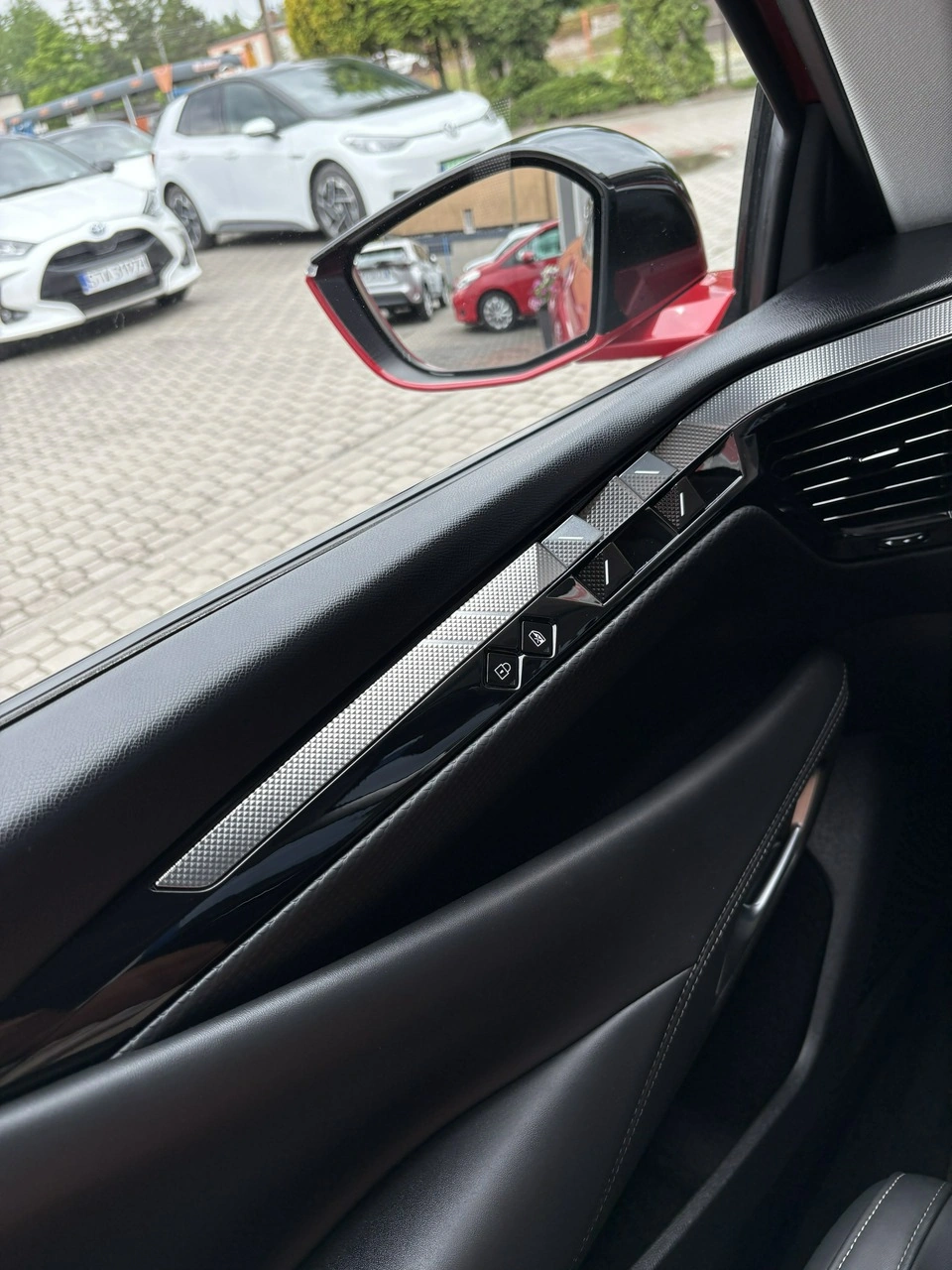 DS Automobiles DS 4 - Zdjęcie 30