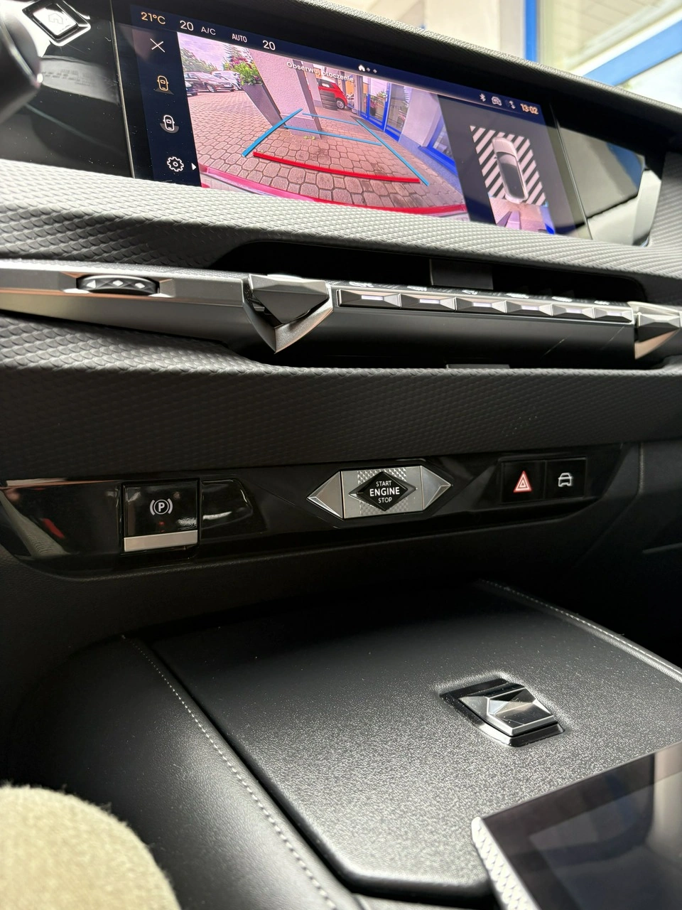 DS Automobiles DS 4 - Zdjęcie 33