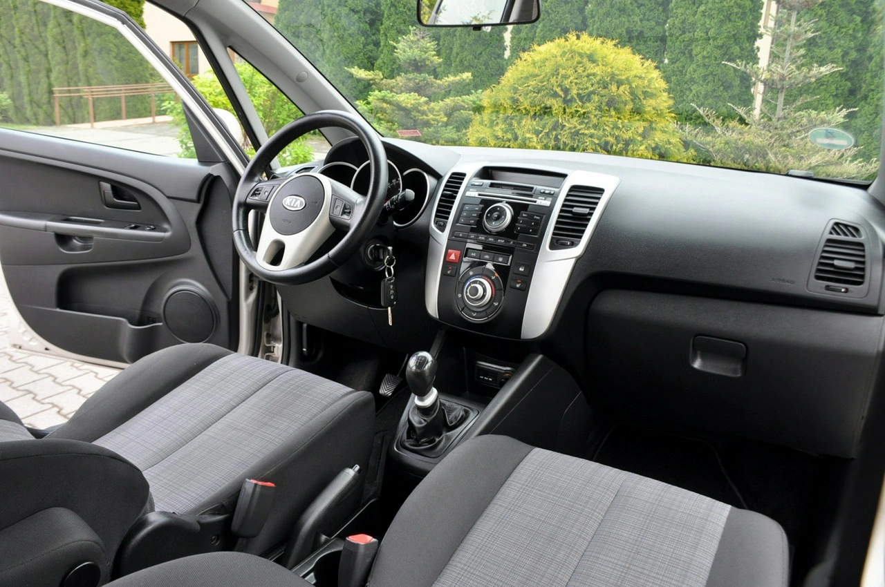 Kia Venga - Zdjęcie 23