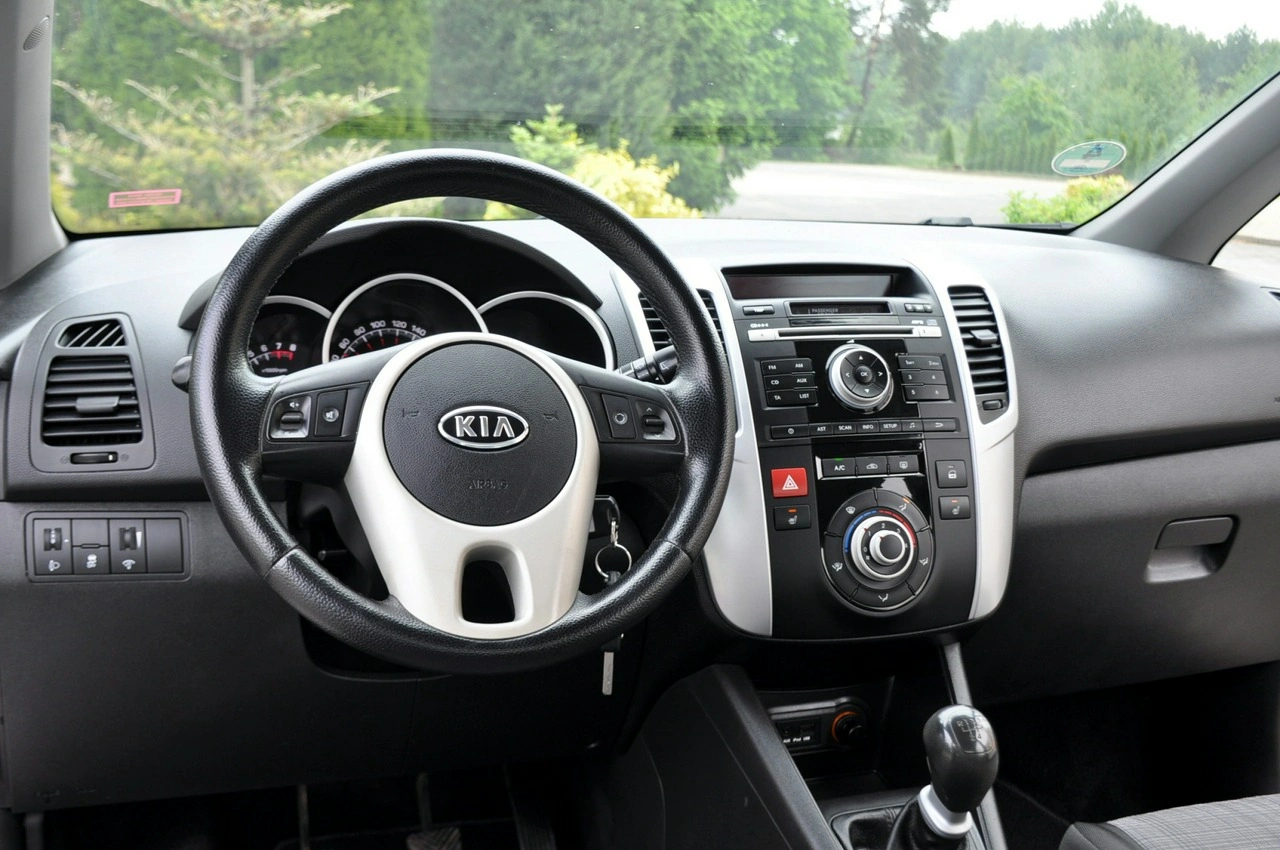 Kia Venga - Zdjęcie 28