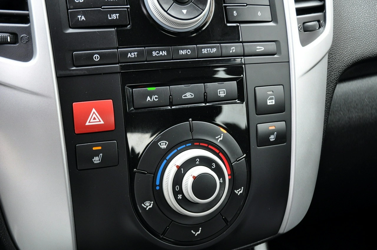 Kia Venga - Zdjęcie 30