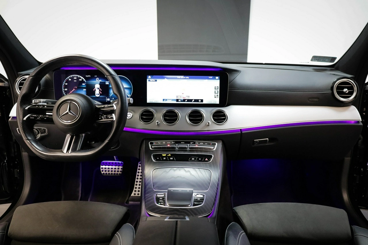 Mercedes E 220 - Zdjęcie 13