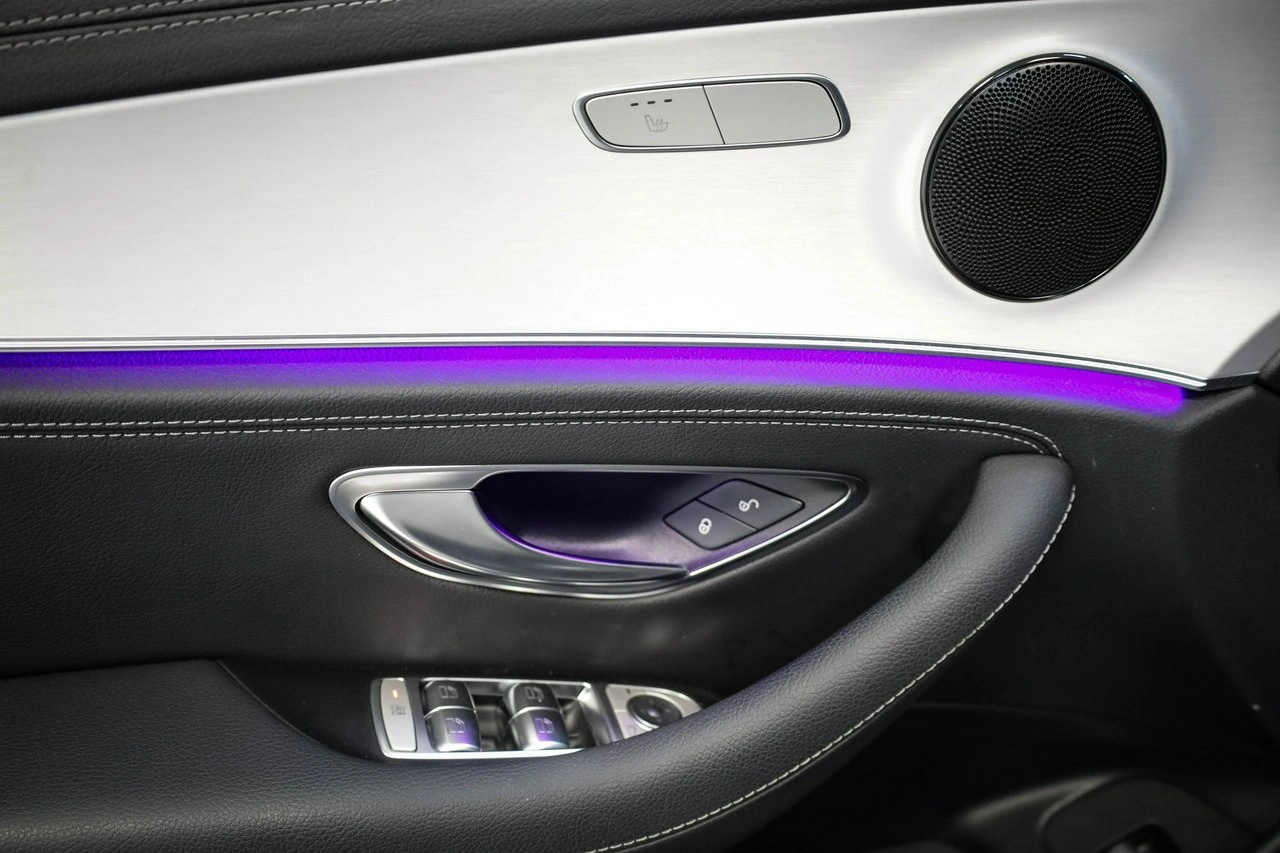 Mercedes E 220 - Zdjęcie 16