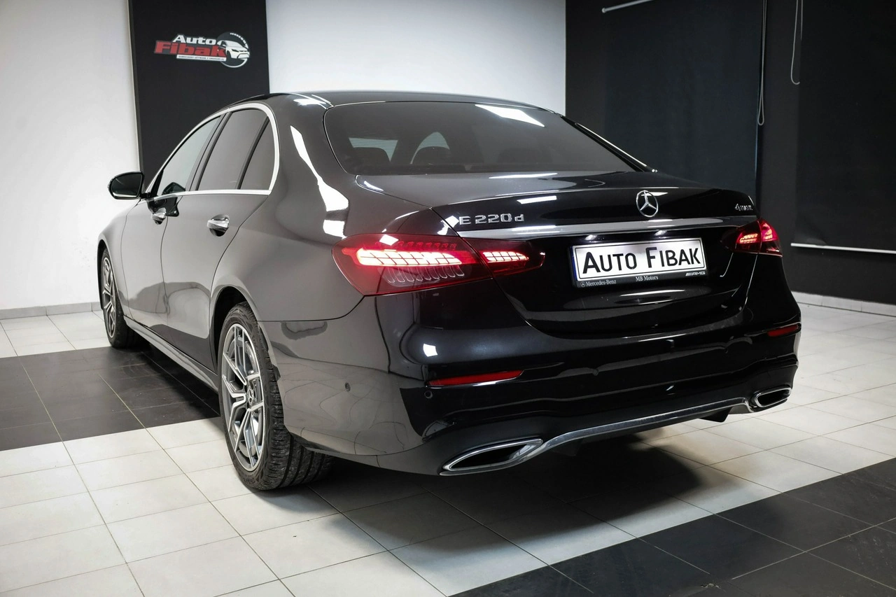 Mercedes E 220 - Zdjęcie 8