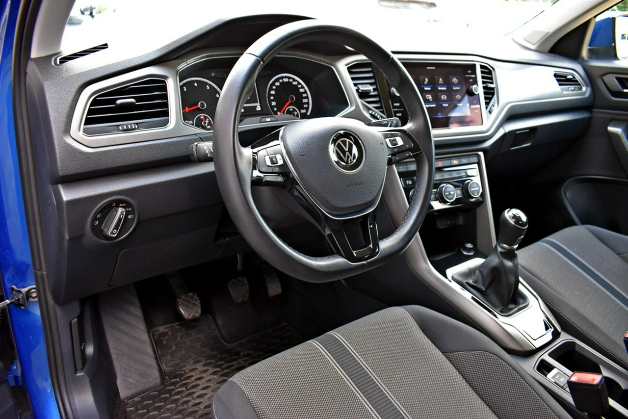 Volkswagen T-Roc - Zdjęcie 9