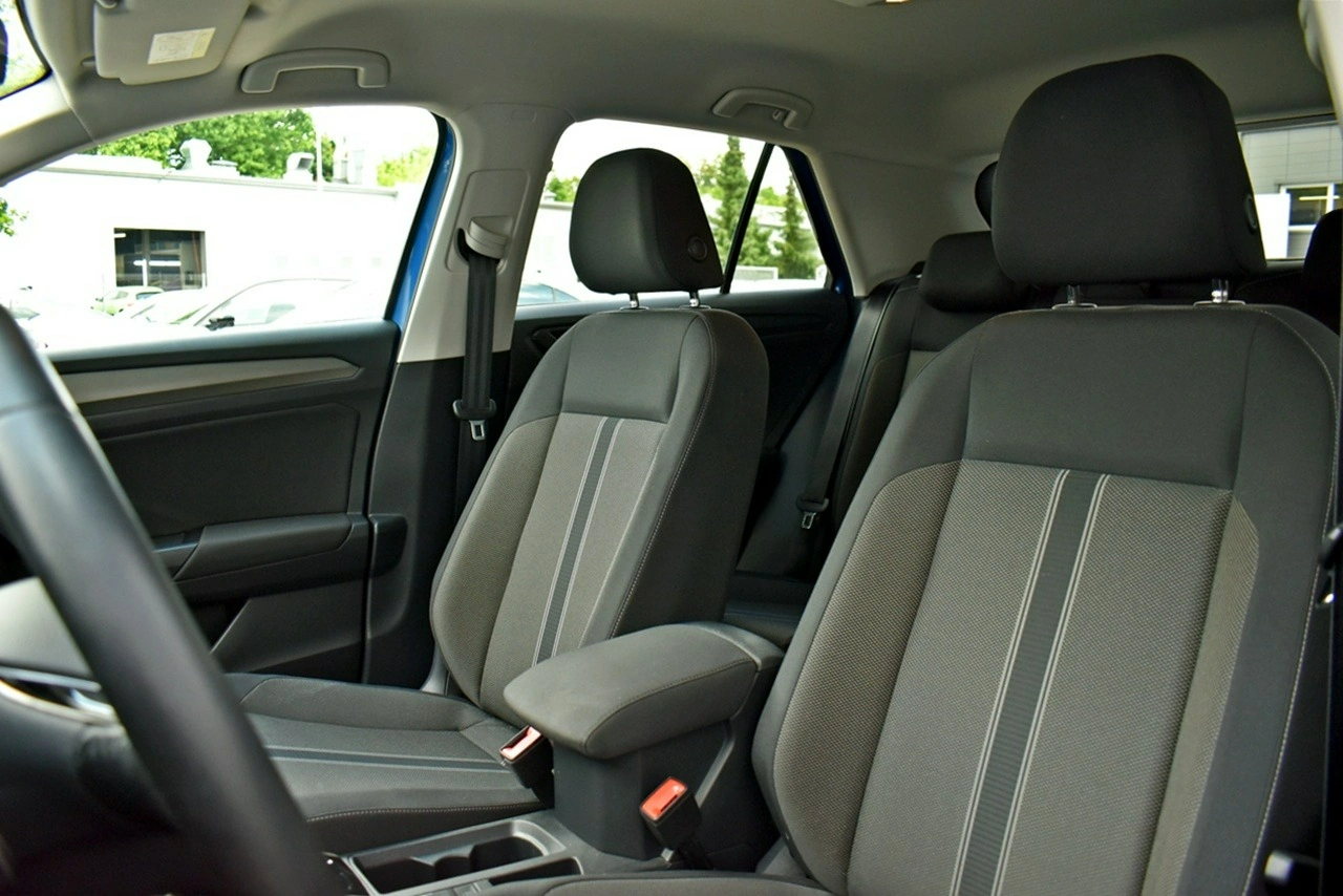 Volkswagen T-Roc - Zdjęcie 10