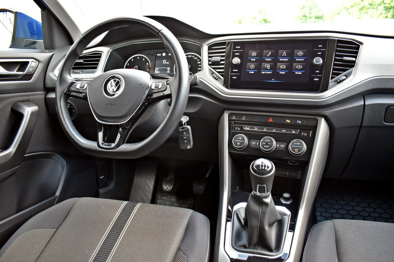 Volkswagen T-Roc - Zdjęcie 16