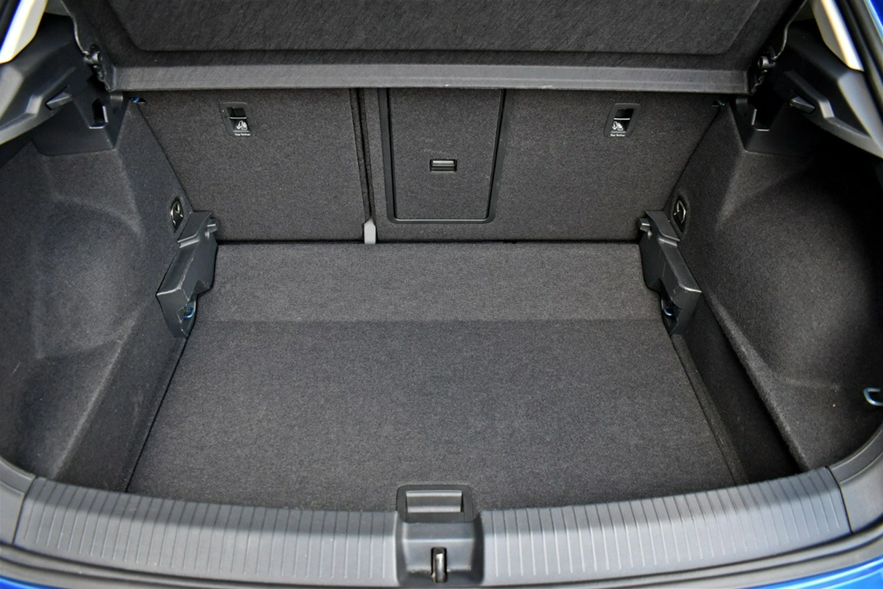 Volkswagen T-Roc - Zdjęcie 25