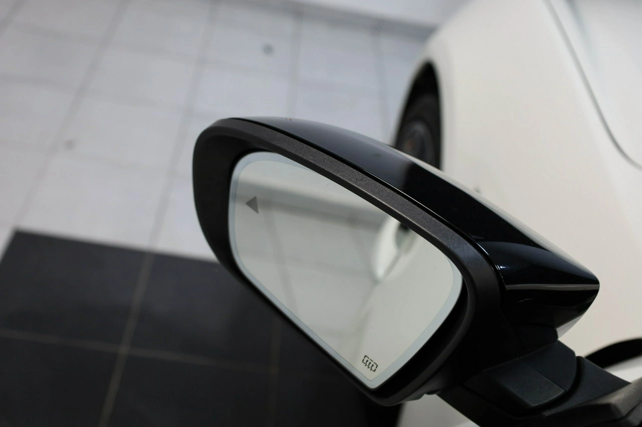 Maserati Ghibli - Zdjęcie 13