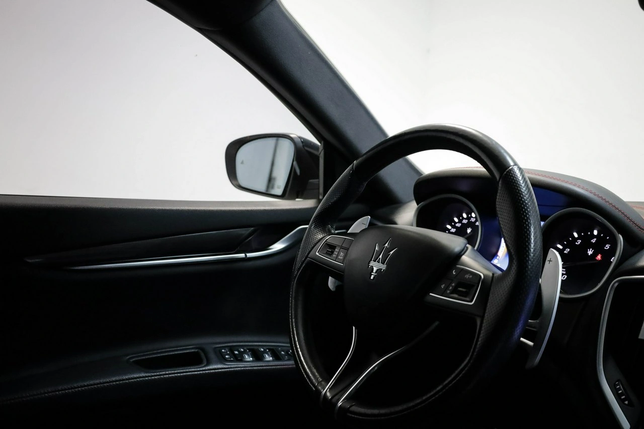 Maserati Ghibli - Zdjęcie 16