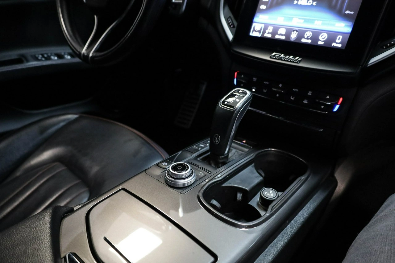 Maserati Ghibli - Zdjęcie 22