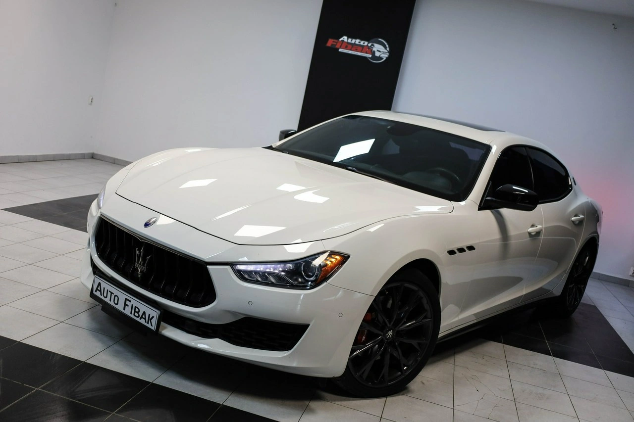 Maserati Ghibli - Zdjęcie 3