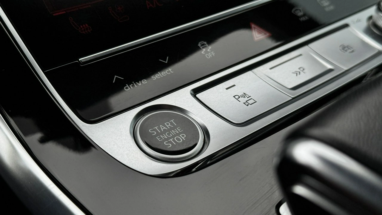 Audi Q8 - Zdjęcie 21