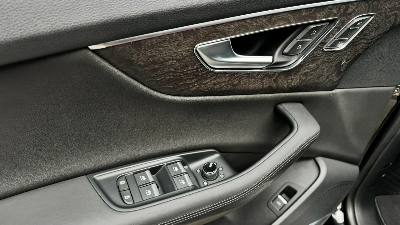 Audi Q8 - Zdjęcie 9