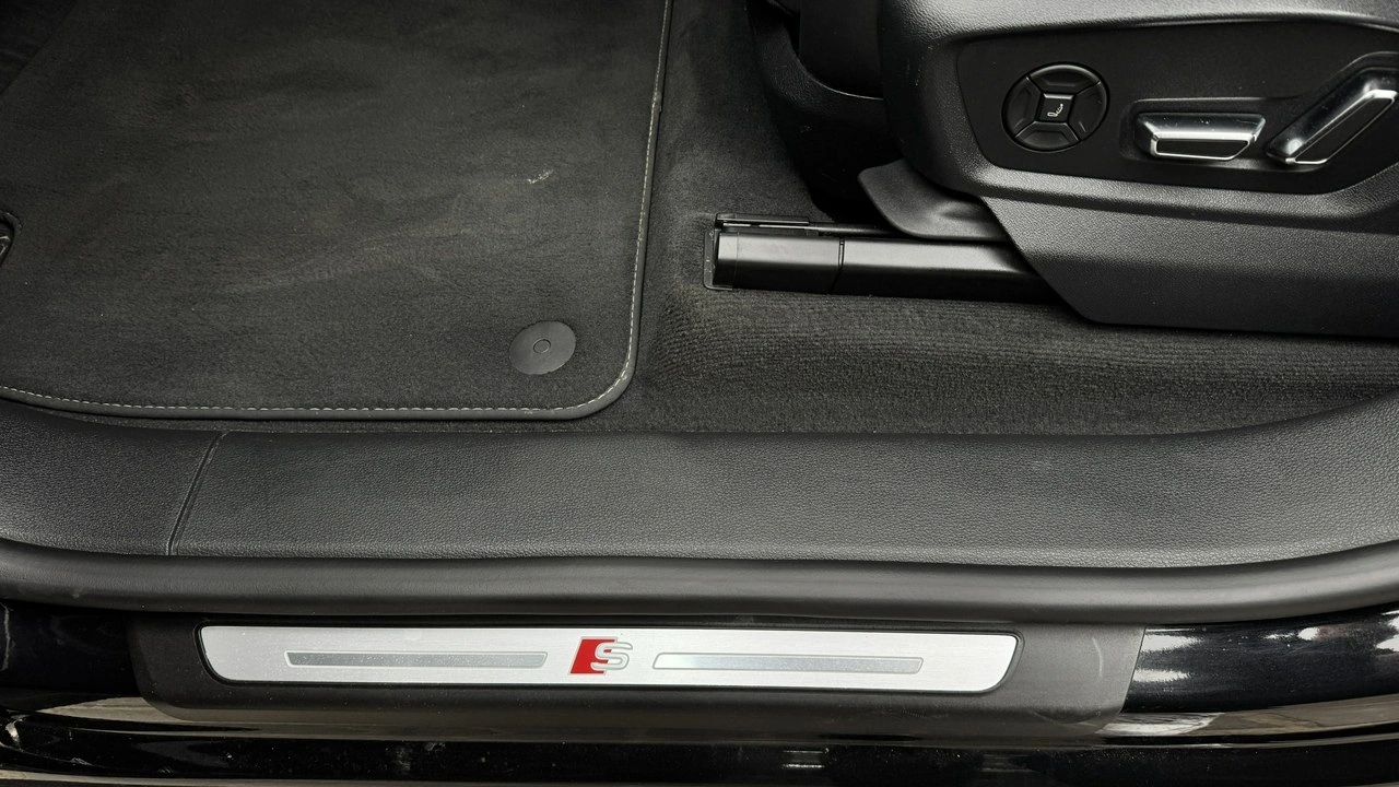 Audi Q8 - Zdjęcie 10