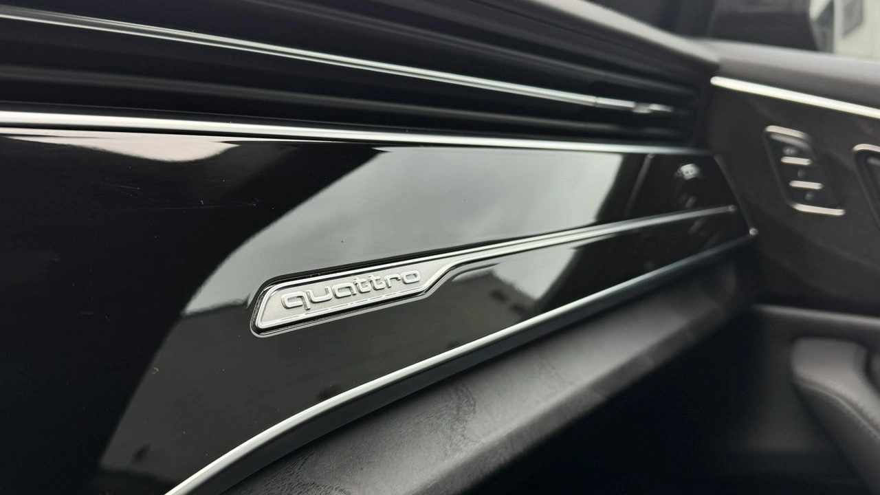 Audi Q8 - Zdjęcie 12