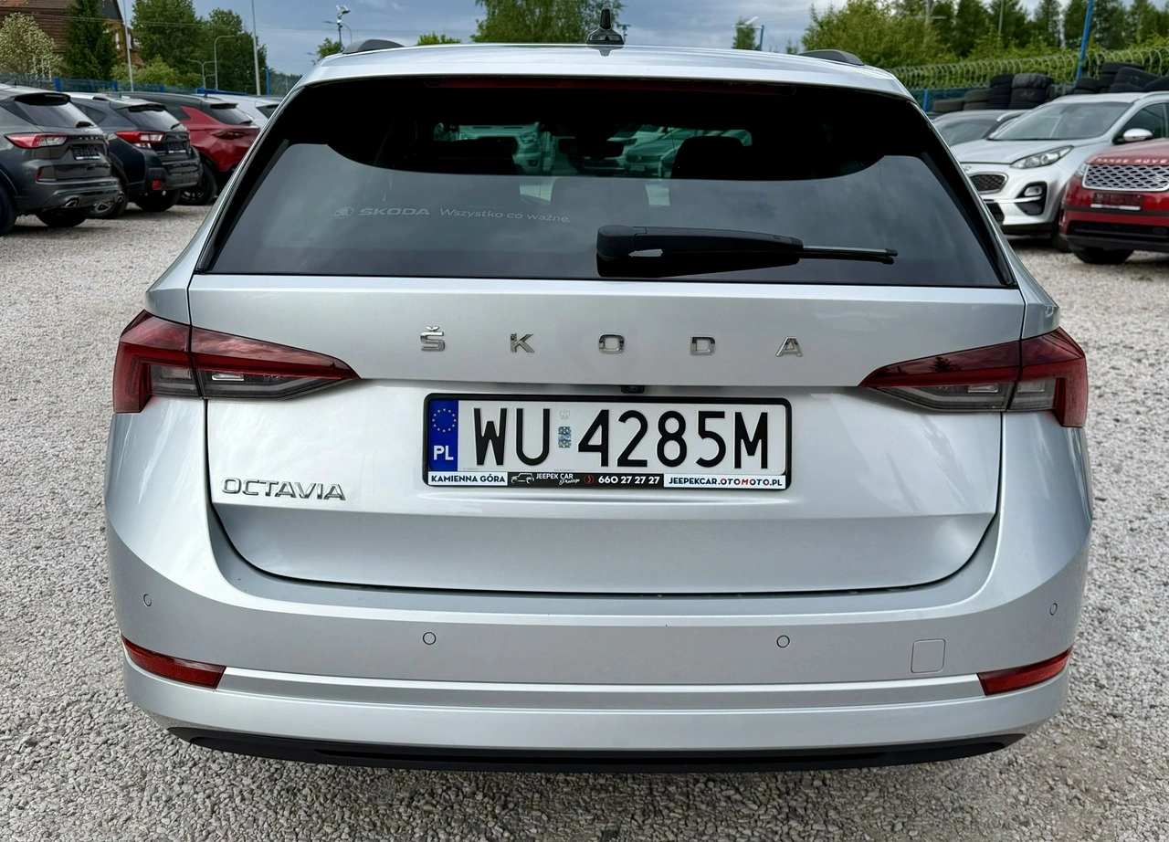 Skoda Octavia - Zdjęcie 5