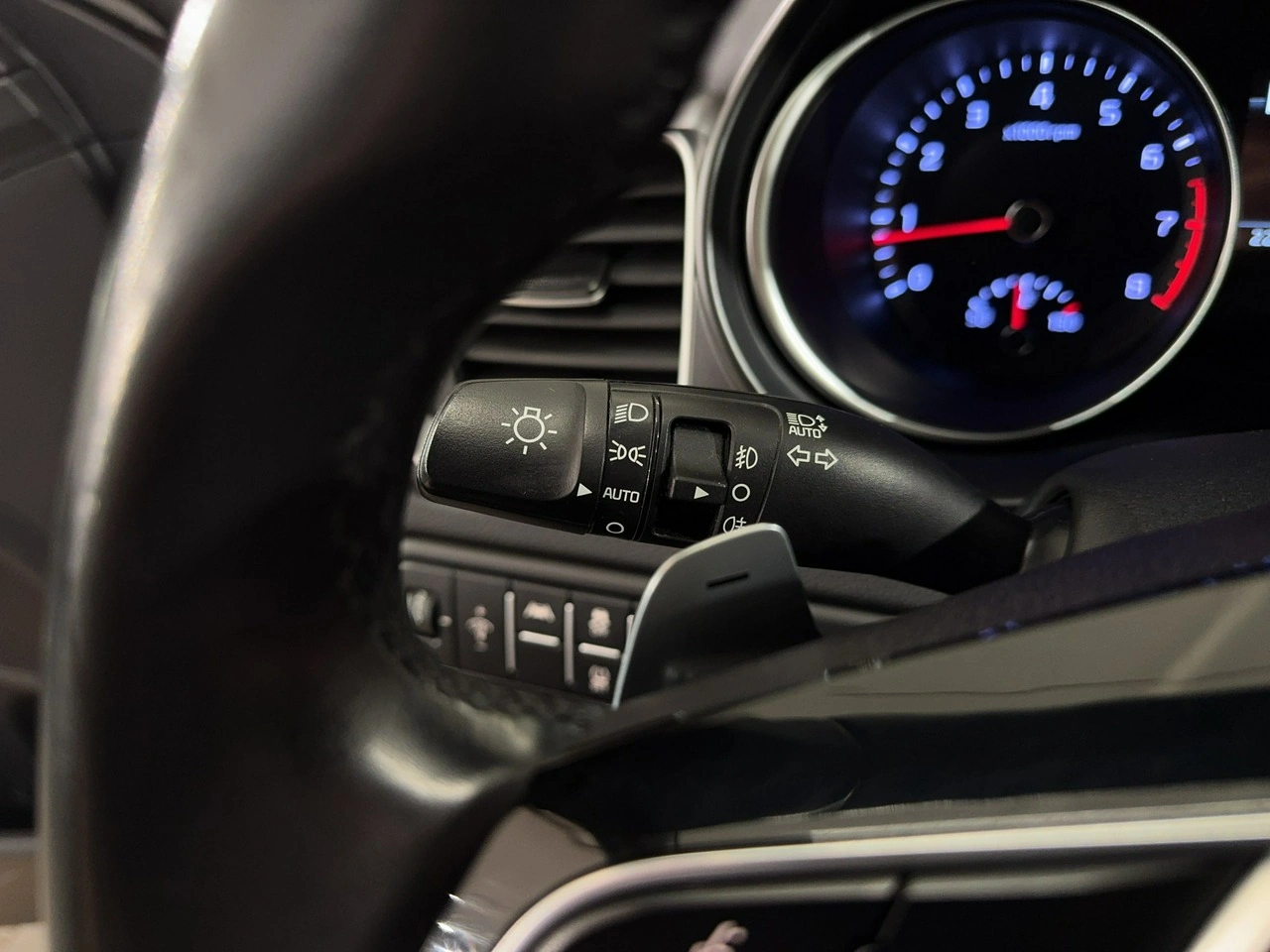 Kia XCeed - Zdjęcie 18