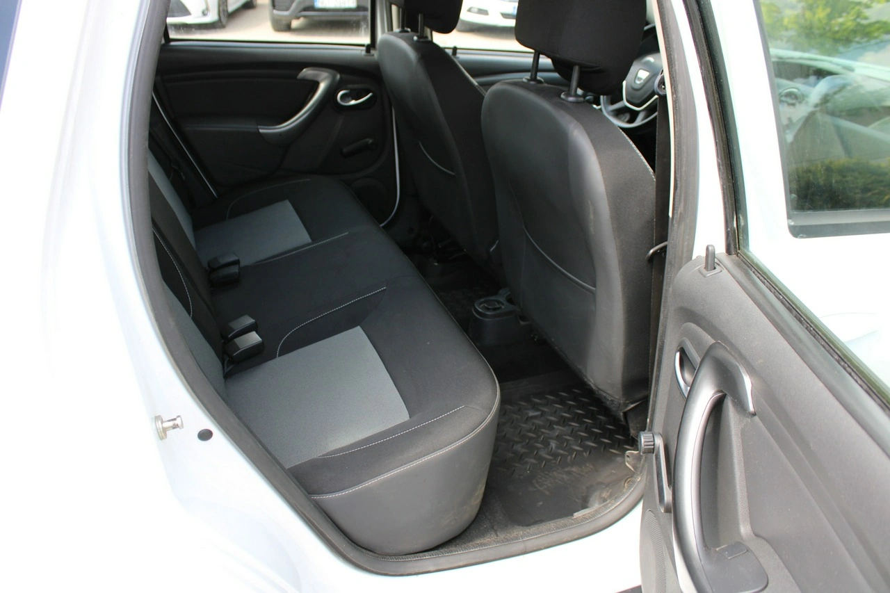 Dacia Duster - Zdjęcie 29
