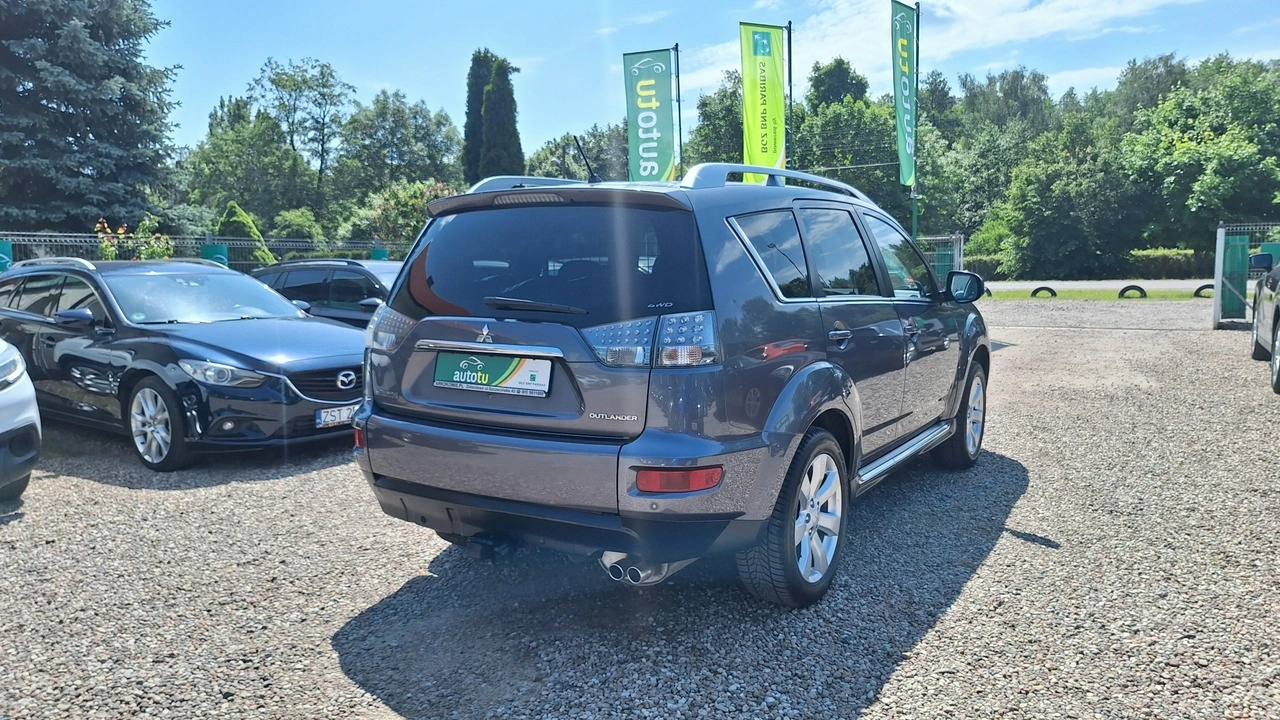 Mitsubishi Outlander - Zdjęcie 3