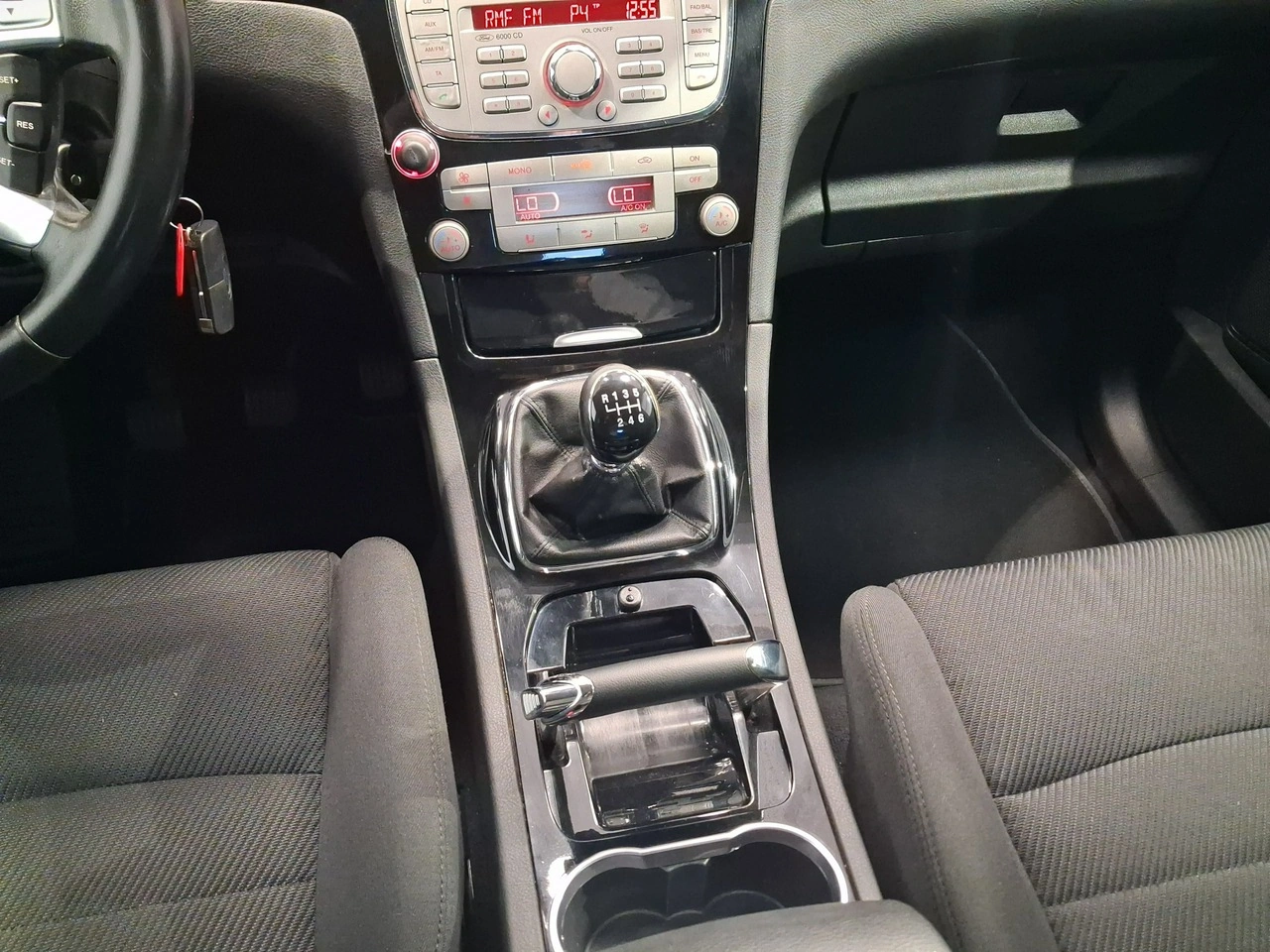 Ford S-Max - Zdjęcie 17