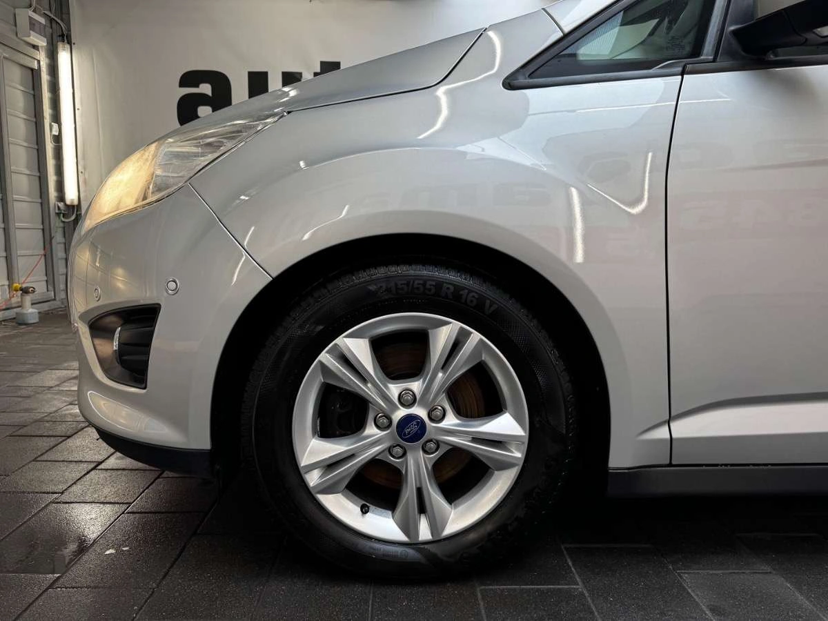 Ford C-MAX - Zdjęcie 9