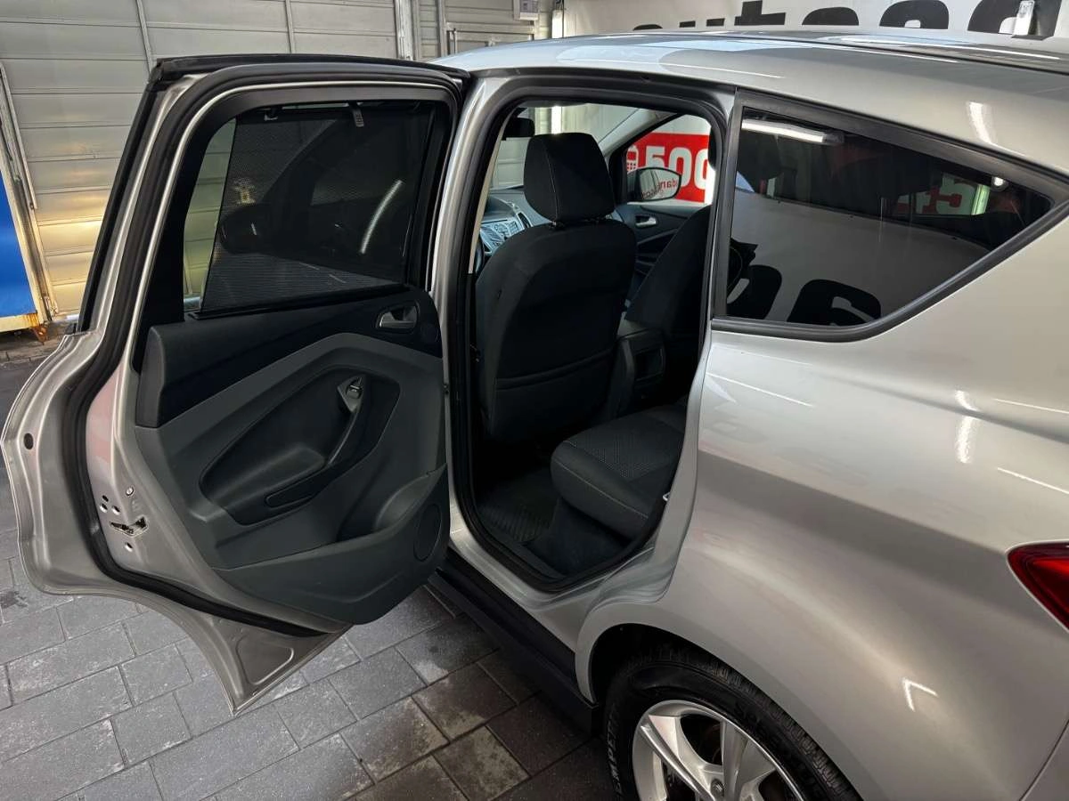 Ford C-MAX - Zdjęcie 28