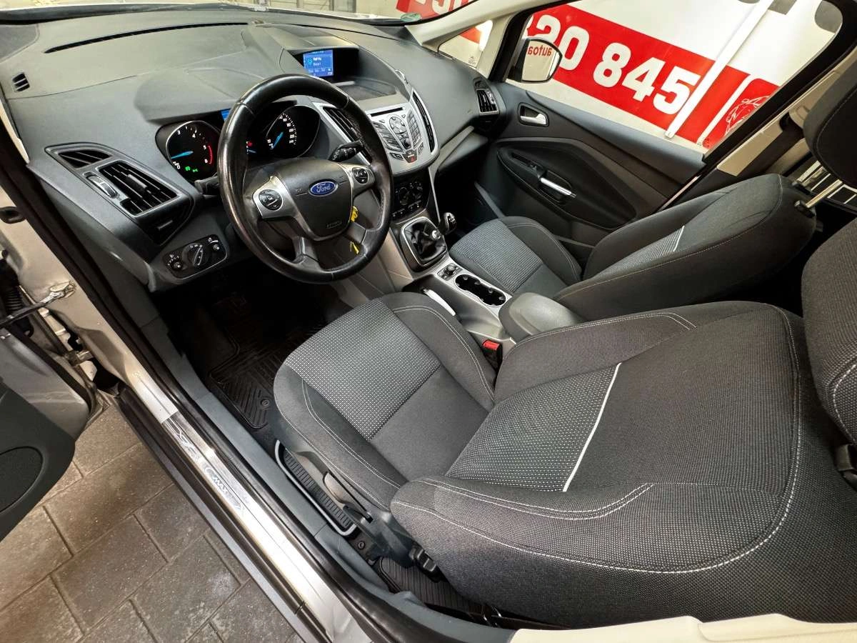 Ford C-MAX - Zdjęcie 20